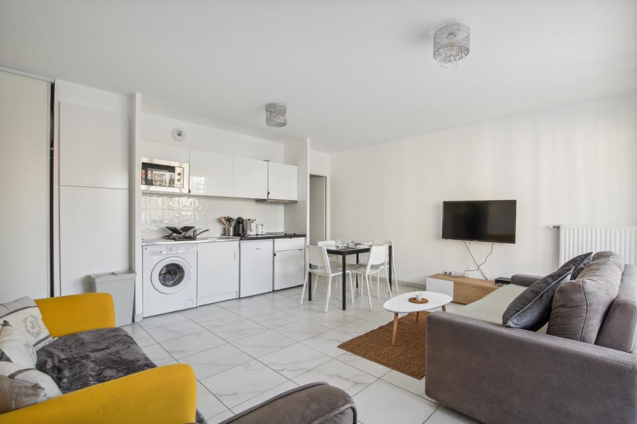 Ferienwohnung Chic Apart With Balcony Near Paris Ivry-sur-Seine Exterior foto